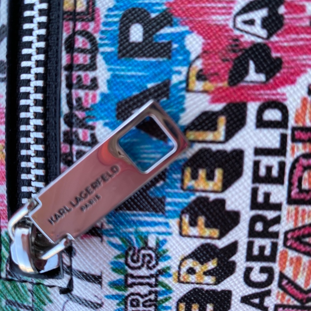 Karl Lagerfeld Colorful Logo makeup bag - Picture 5 of 5